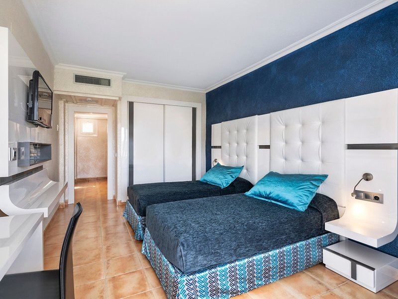 Sallés Hotel Marina Portals 48