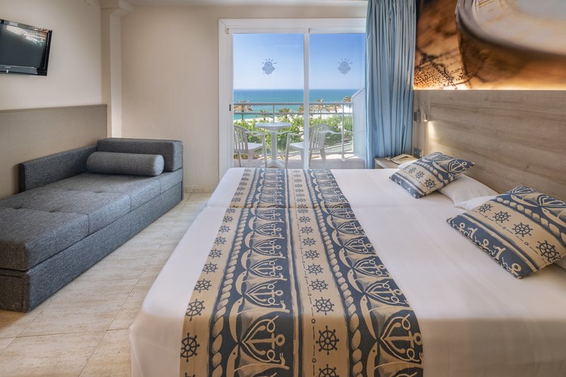 Hotel GHT Marítim 13