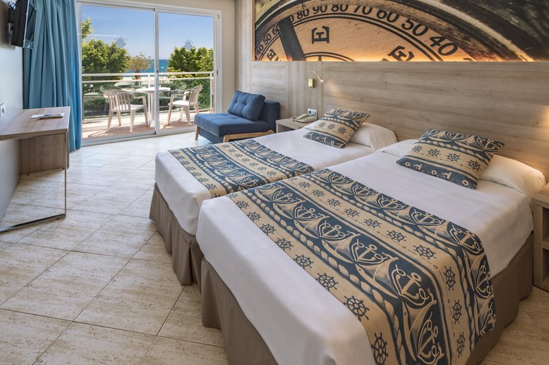 Hotel GHT Marítim 15