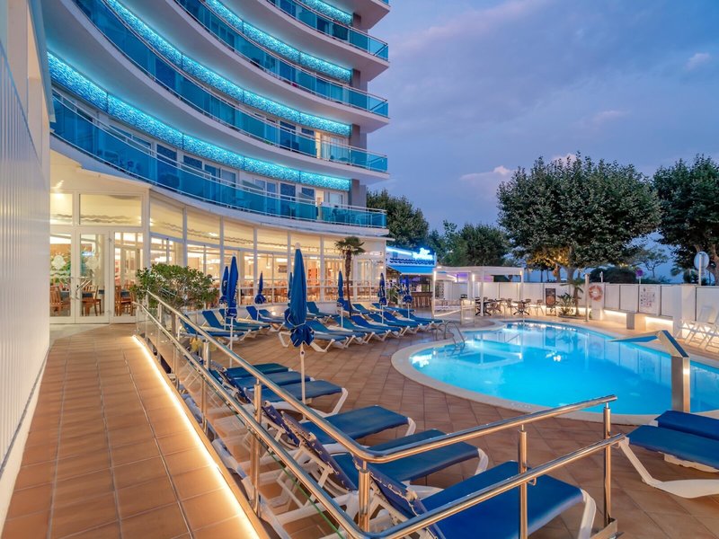 Hotel GHT Marítim 21