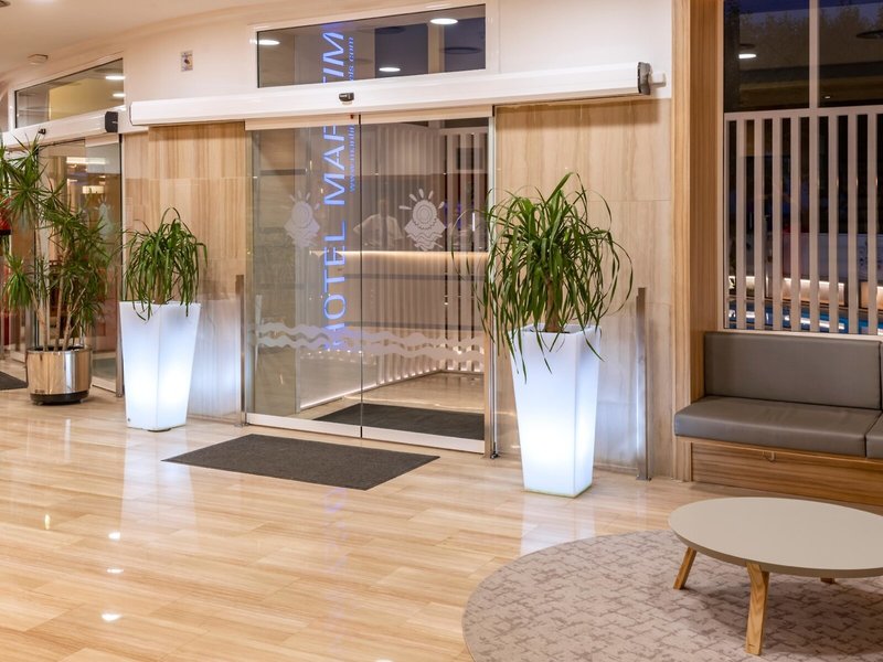 Hotel GHT Marítim 23