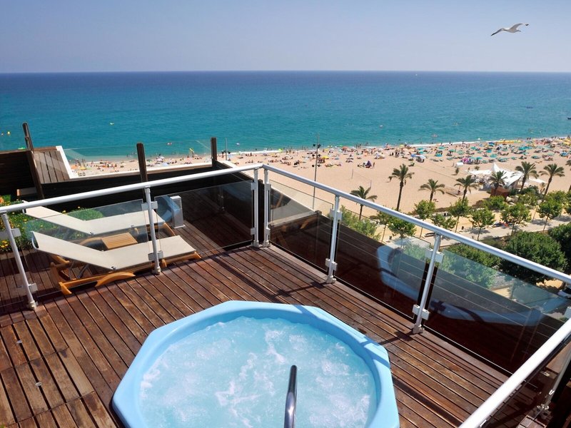 Hotel GHT Marítim 40