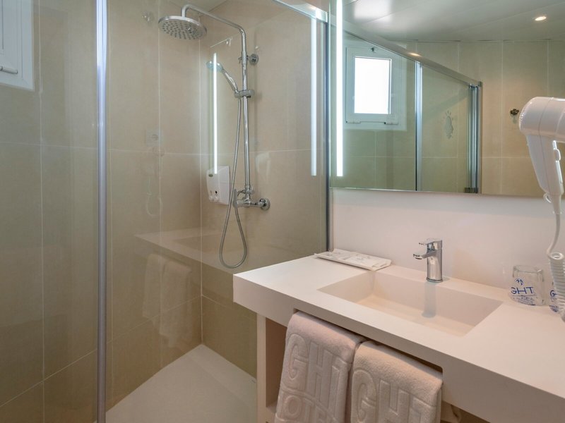 Hotel GHT Marítim 45