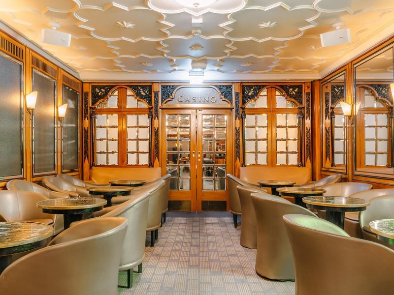 Reichshof Hamburg 13