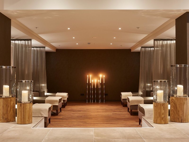 Reichshof Hamburg 16