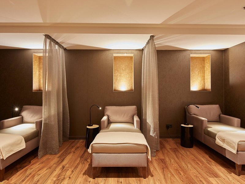 Reichshof Hamburg 18