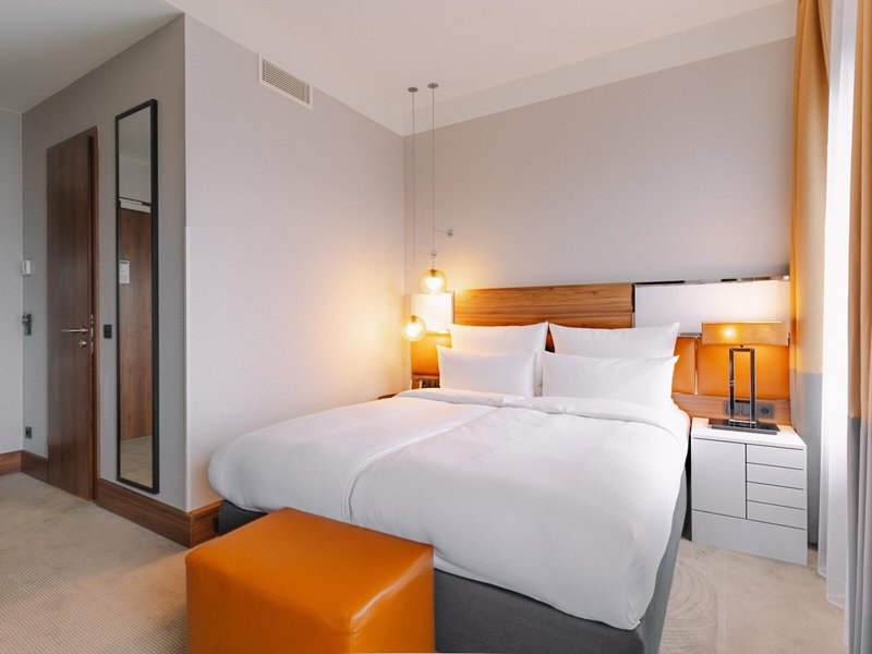 Reichshof Hamburg 24