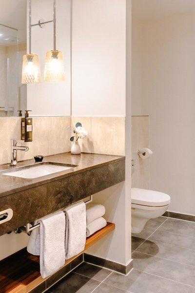 Reichshof Hamburg 25