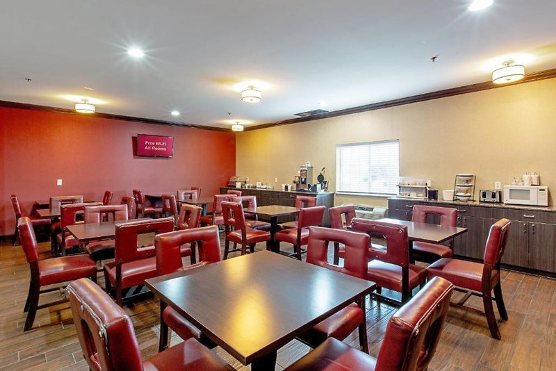 Red Roof Inn Suites Council Bluffs