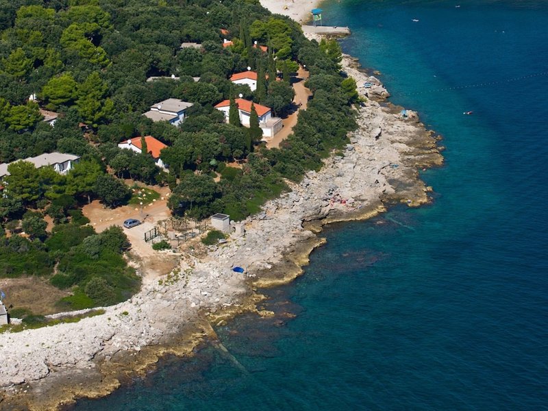 Verudela Beach & Verudela Villas 12