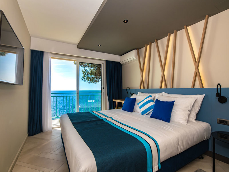 Verudela Beach & Verudela Villas 32