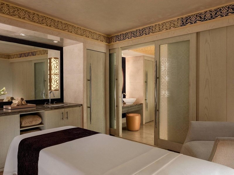 Cairo Marriott Hotel & Omar Khayyam Casino 28