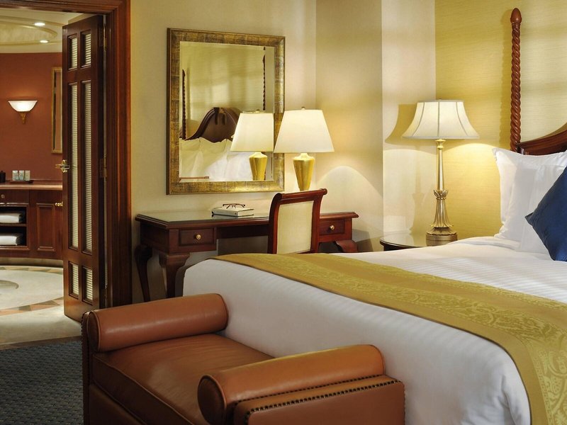 Cairo Marriott Hotel & Omar Khayyam Casino 39