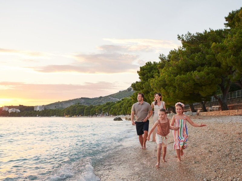 Bluesun Alga 8 - Beach