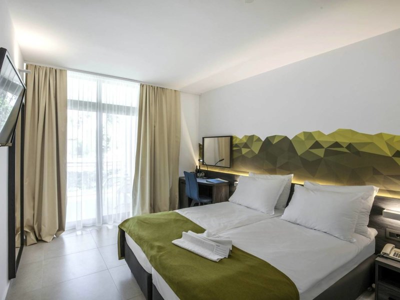 Bluesun Alga 42 - Room Example