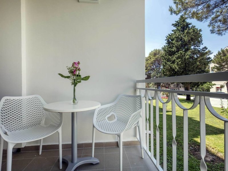 Bluesun Alga 47 - Room Example