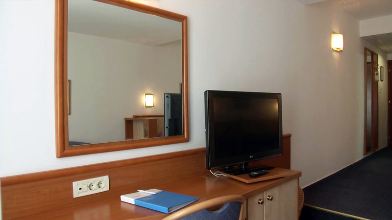 Bluesun Hotel Alga 11