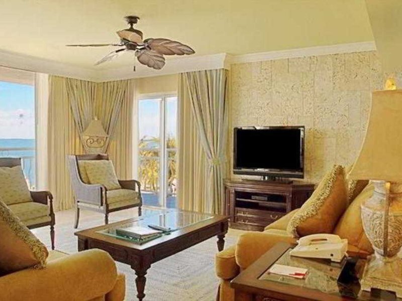 Reefhouse Resort & Marina 38