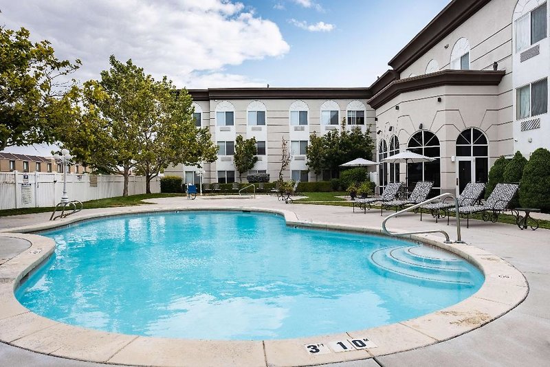 Hampton Inn & Suites Salt Lake City Airport
