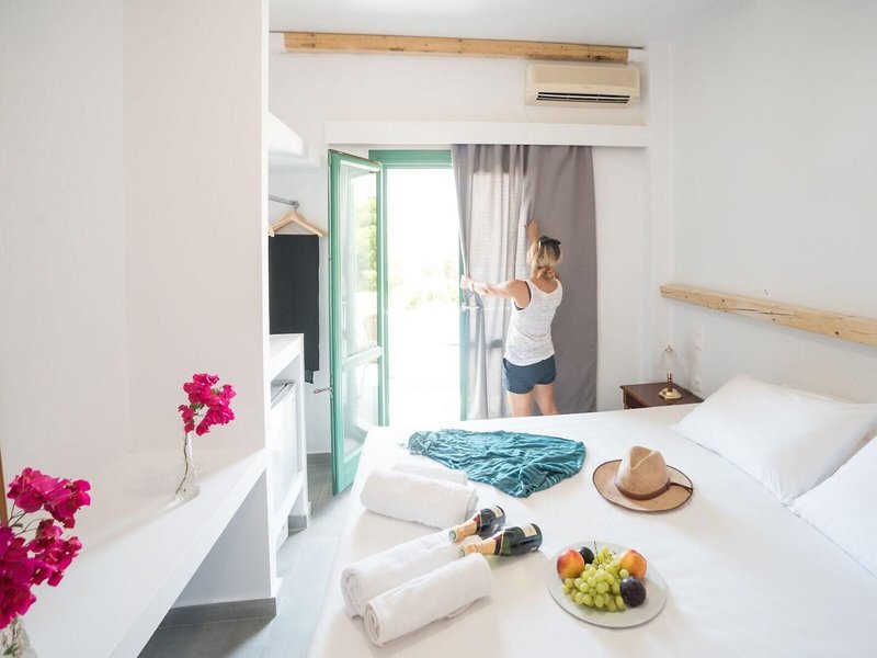 Ifestia Hotel 24