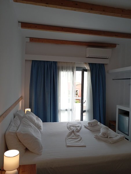 Ifestia Hotel 33