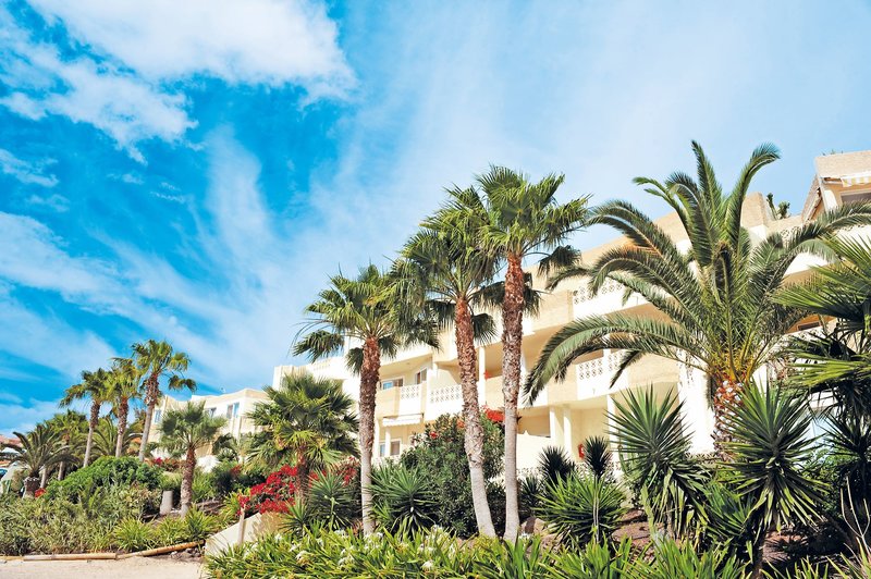 R2 Maryvent Beach Apartment 1