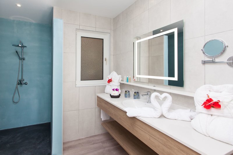 R2 Maryvent Beach Apartment 24