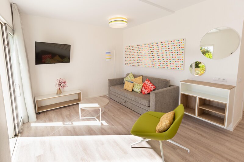 R2 Maryvent Beach Apartment 9
