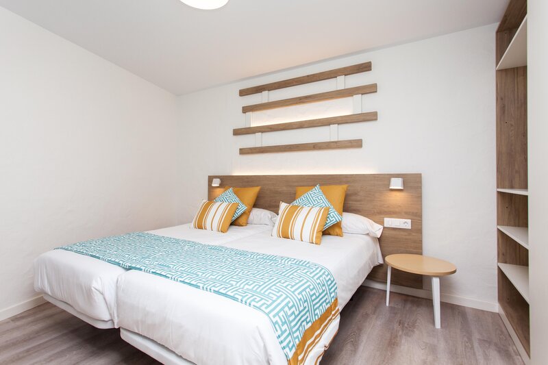 R2 Maryvent Beach Apartment 12