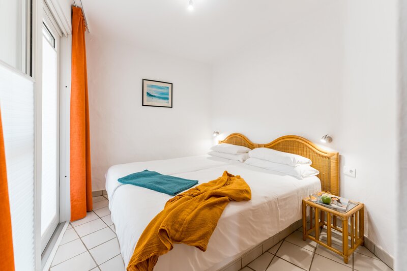 R2 Maryvent Beach Apartment 24