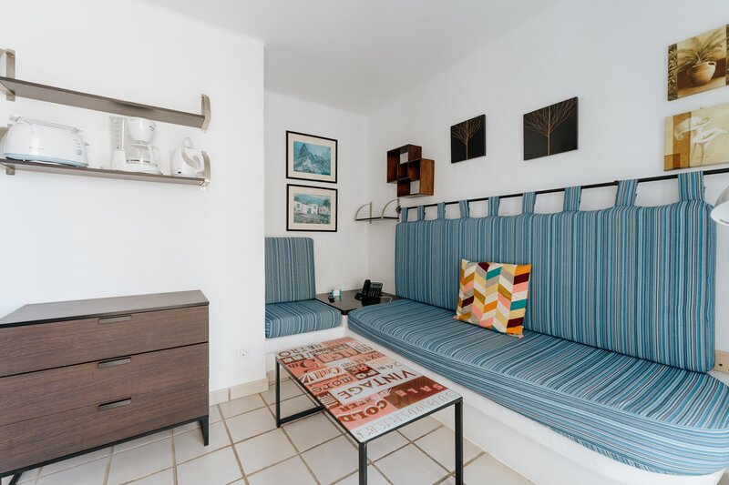 R2 Maryvent Beach Apartment 32
