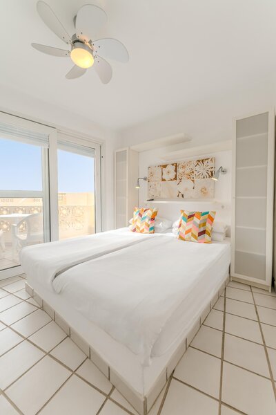 R2 Maryvent Beach Apartment 51