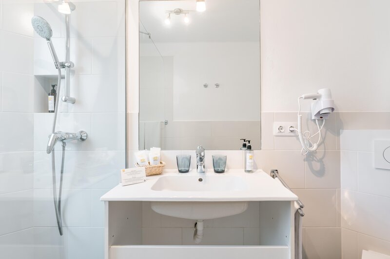 R2 Maryvent Beach Apartment 26