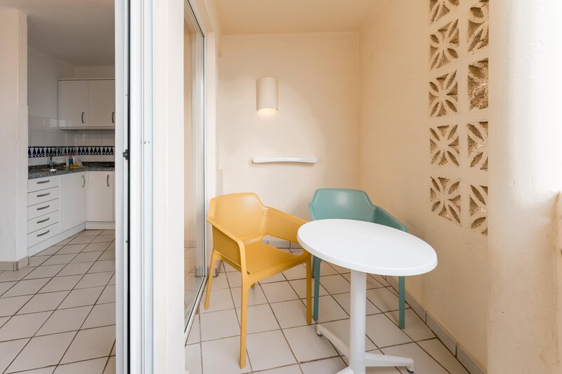 R2 Maryvent Beach Apartment 27