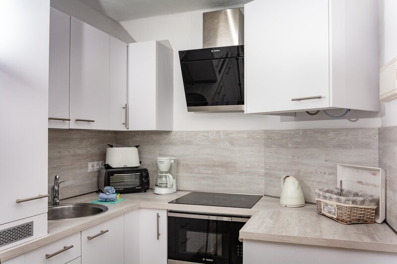 R2 Maryvent Beach Apartment 53