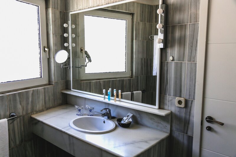 R2 Maryvent Beach Apartment 57