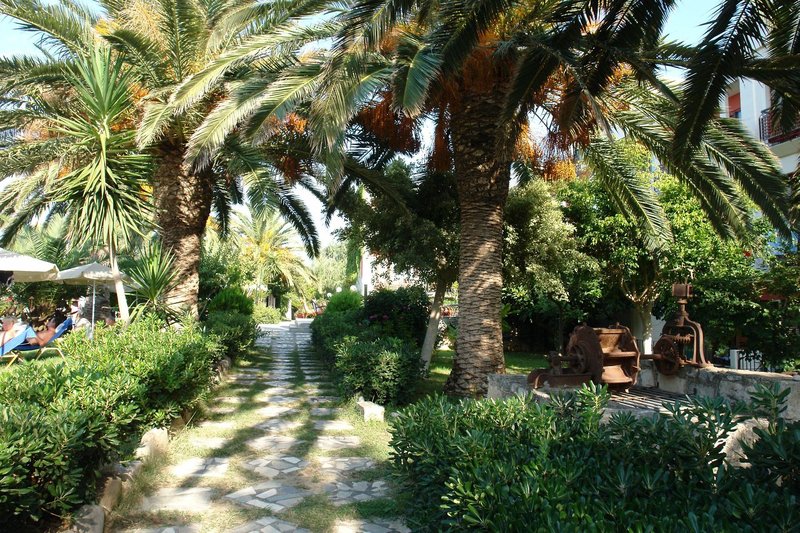 May Beach Hotel 4