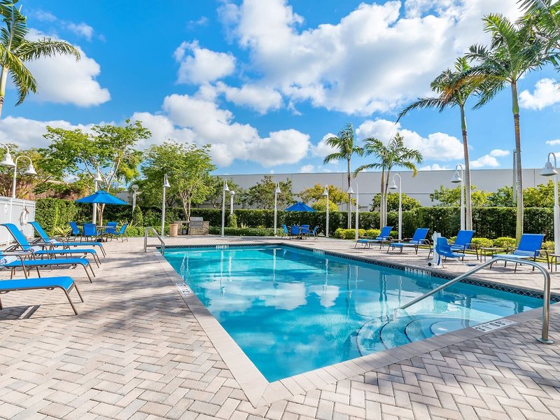 Holiday Inn Express Hotel & Suites Miami-Kendall 6