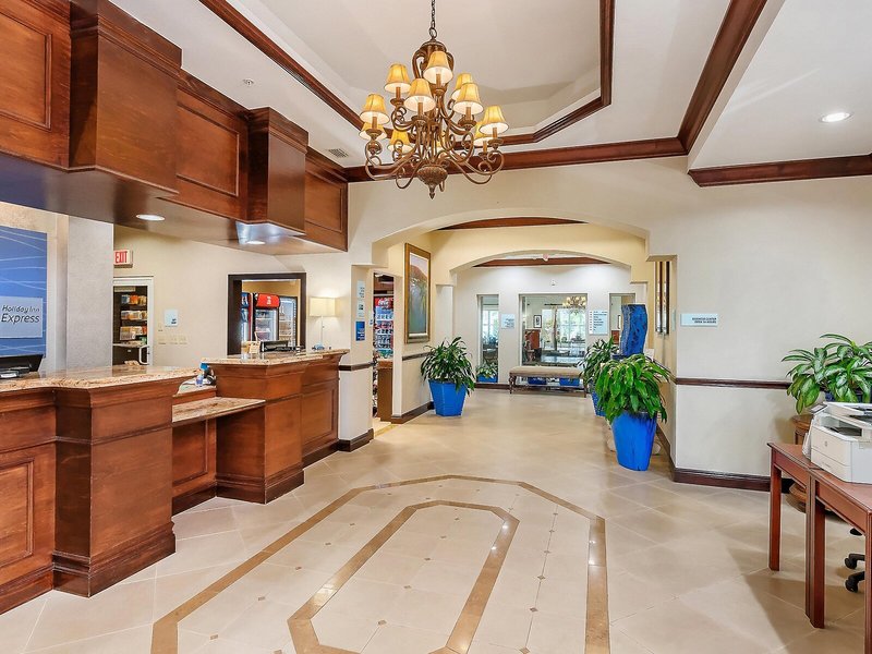 Holiday Inn Express Hotel & Suites Miami-Kendall 11