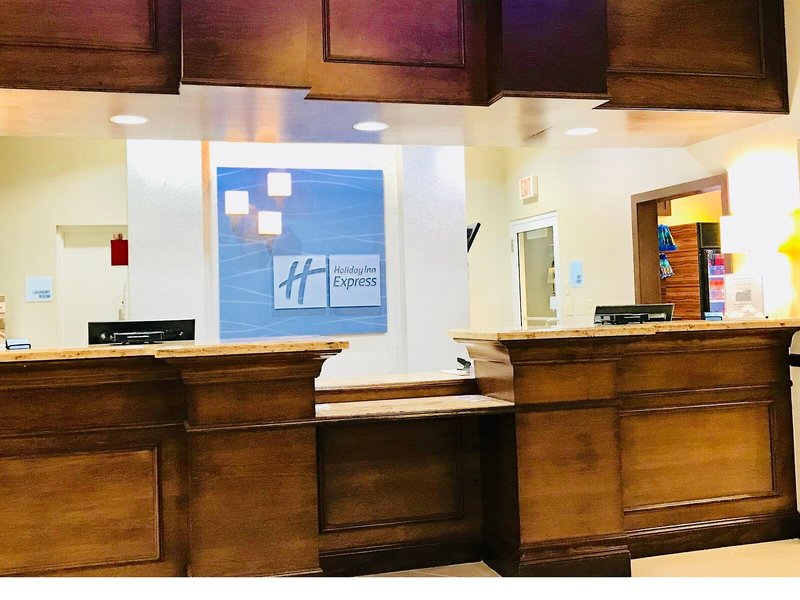 Holiday Inn Express Hotel & Suites Miami-Kendall 12