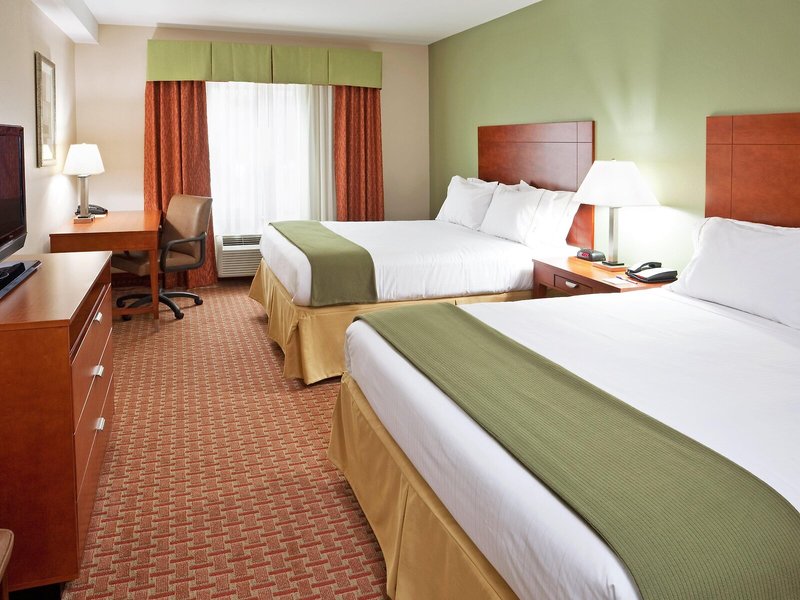 Holiday Inn Express & Suites Niagara Falls 19
