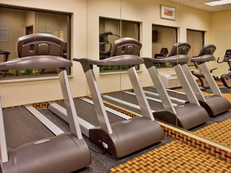 Holiday Inn Express & Suites Orlando-Ocoee East 20