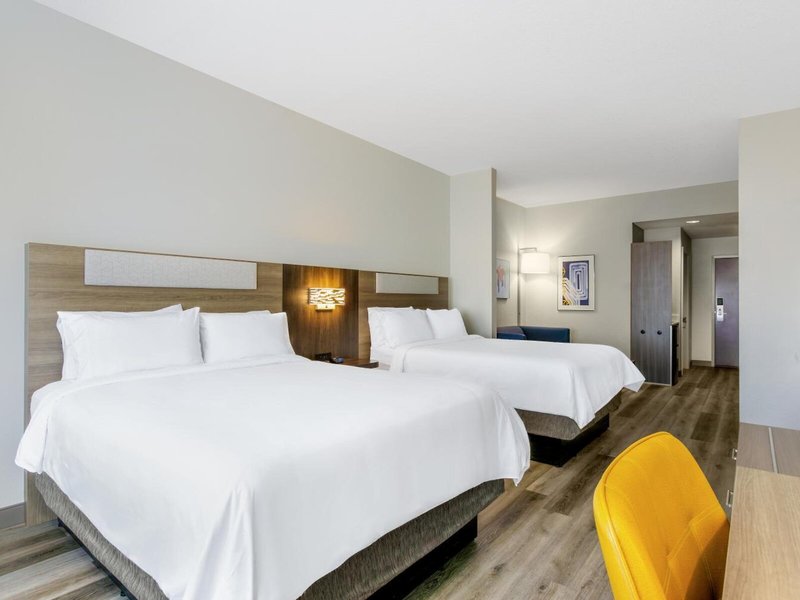 Holiday Inn Express & Suites Orlando-Ocoee East 25
