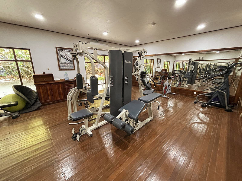 Medhufushi Island Resort 8