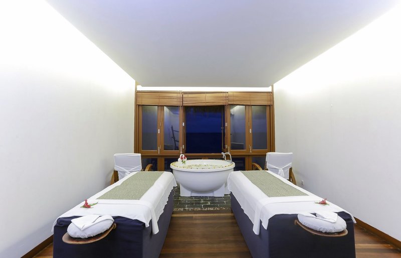 Medhufushi Island Resort 6