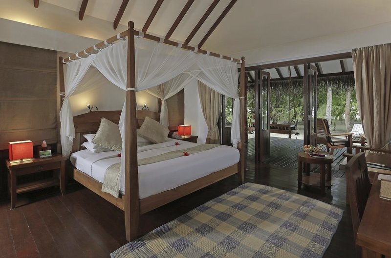 Medhufushi Island Resort 10
