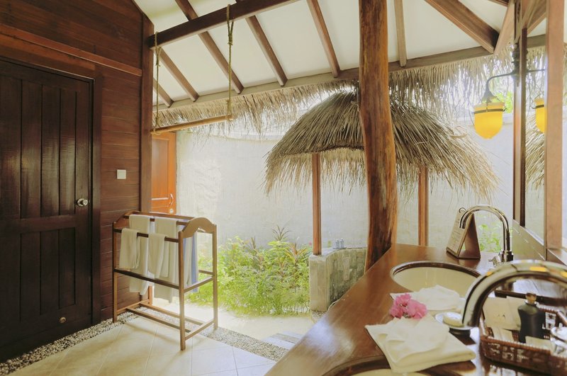 Medhufushi Island Resort 11
