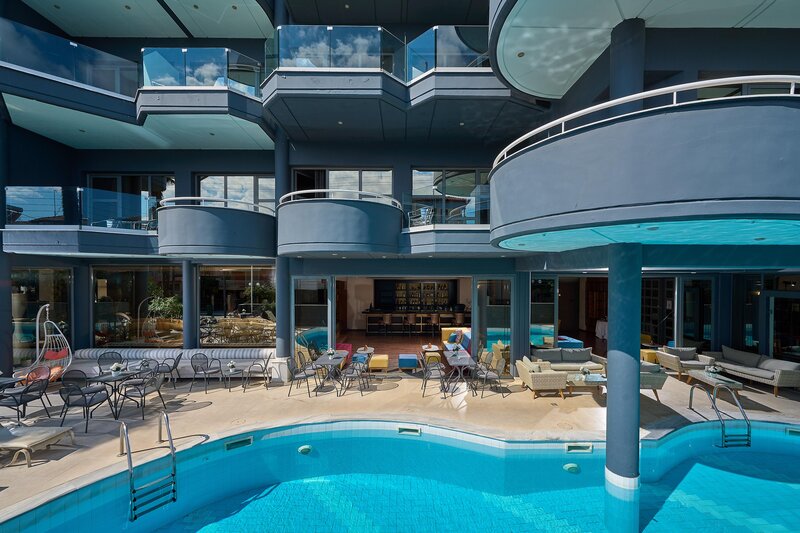 smartline Mediterranean 33