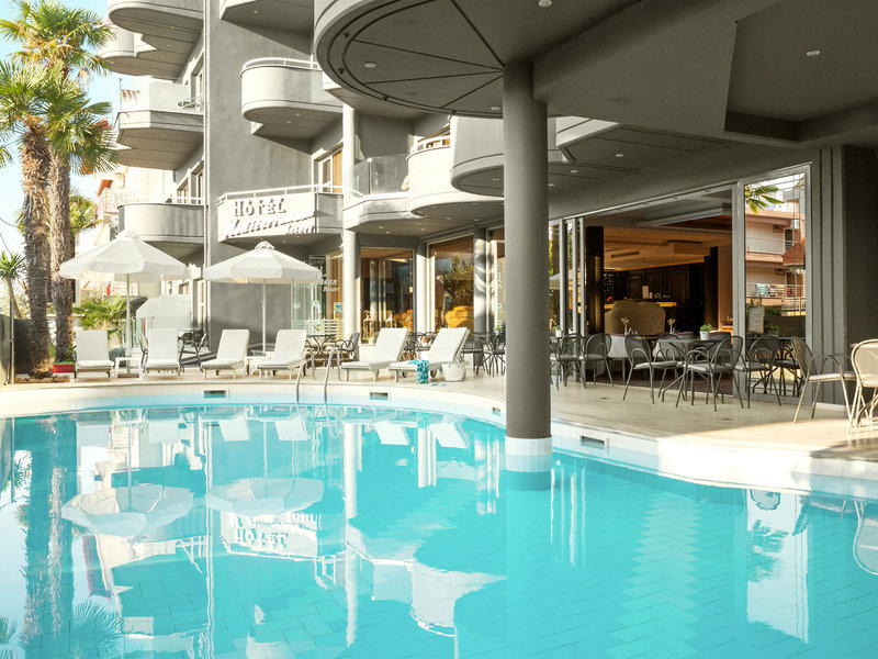 smartline Mediterranean 8