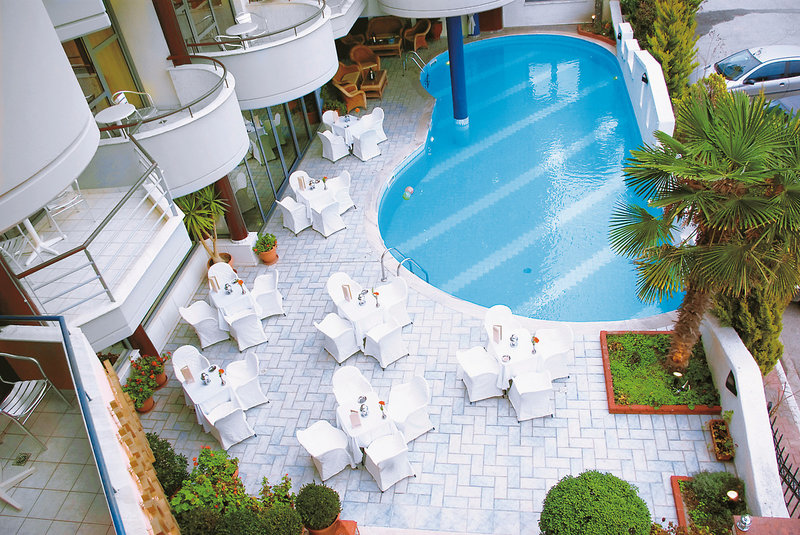 smartline Mediterranean 19 - Outdoor Pool